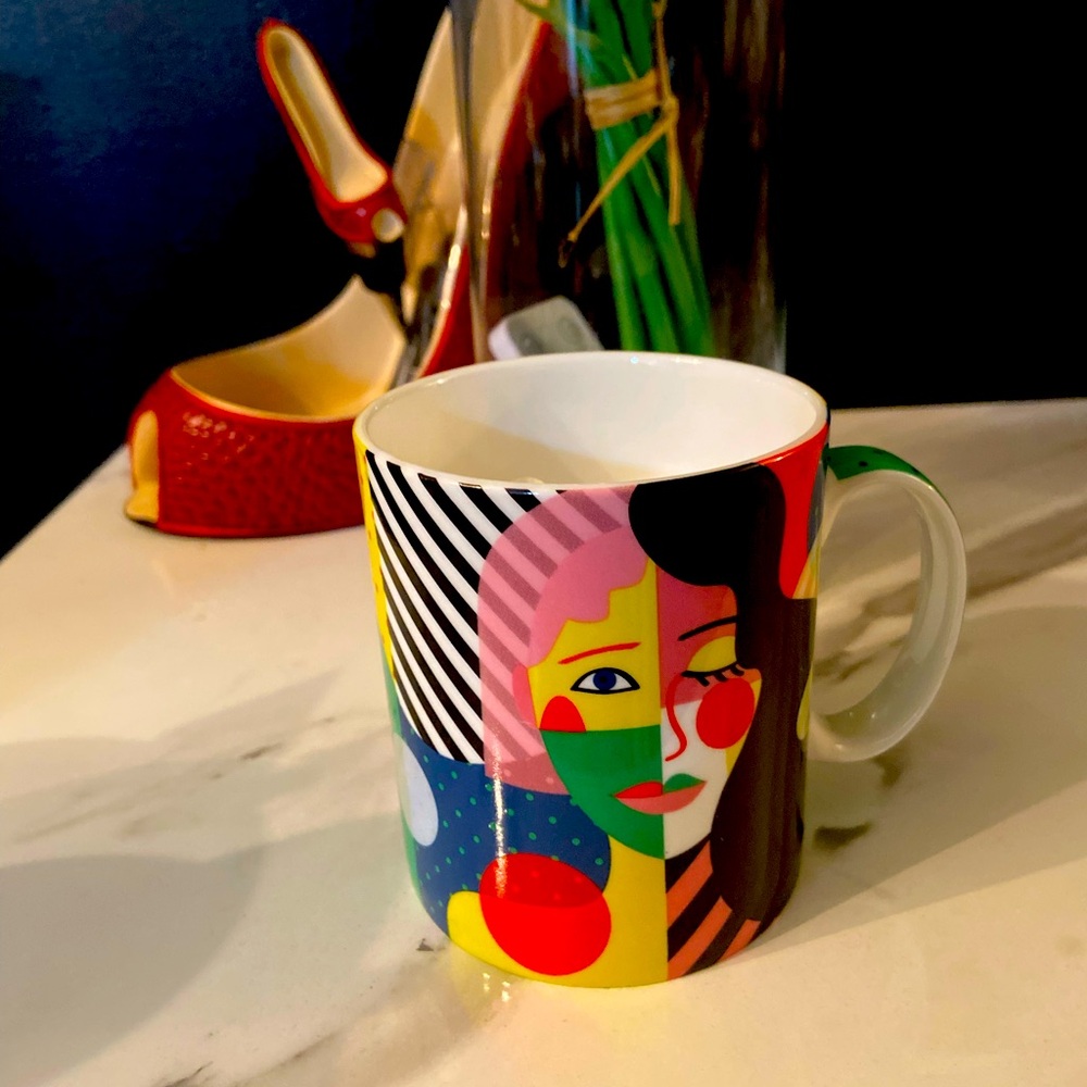 T2 COFFEE OR TEA MUG ♥️💙💛🖤💚🧡